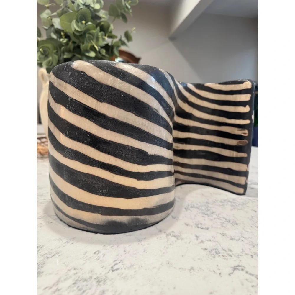The Unbranded Brand adds striking zebra